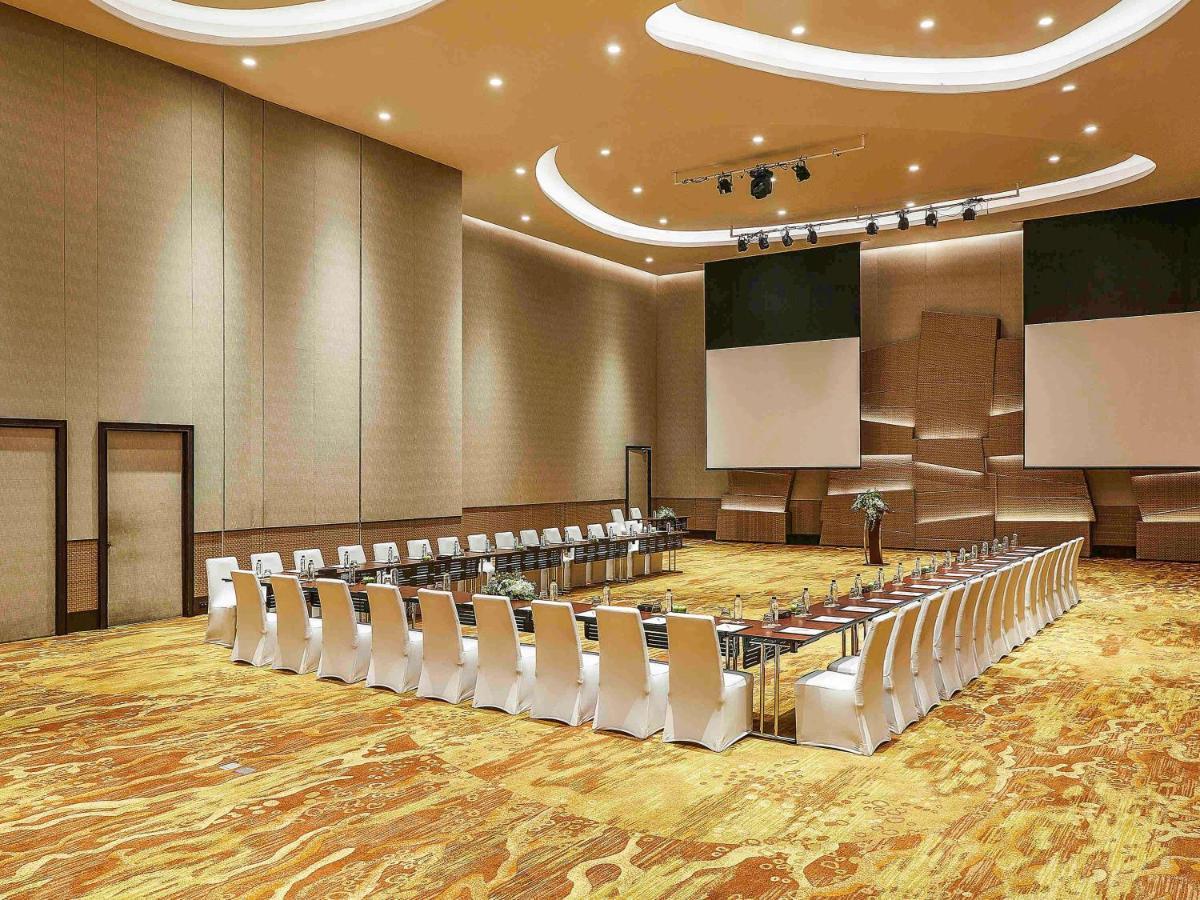 Moevenpick Siam Hotel Na Jomtien Pattaya Na Chom Thian Eksteriør billede